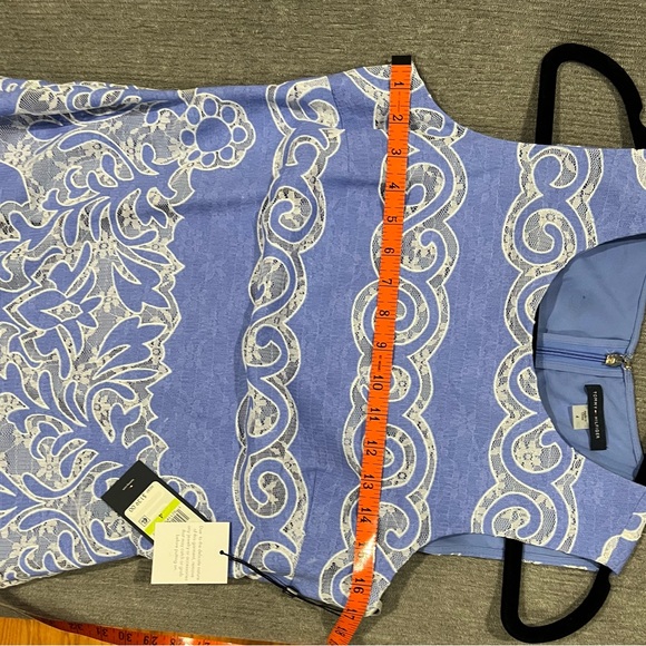 NWT Size 4 Chic Tommy Hilfiger dress - Picture 4 of 5